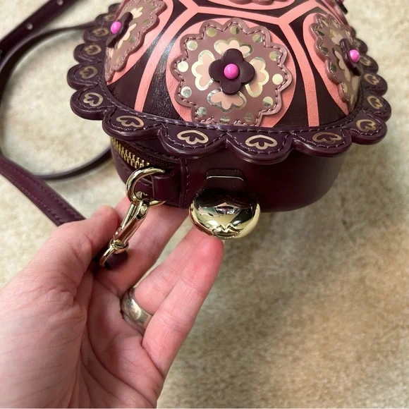 Kate Spade Baja Bound Turtle Crossbody - Picture 4 of 17